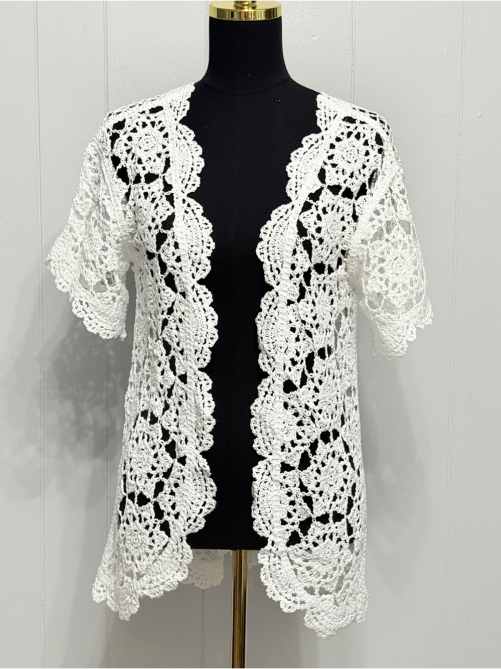 #5) Nina Leonard White Crochet Openwork Kimono